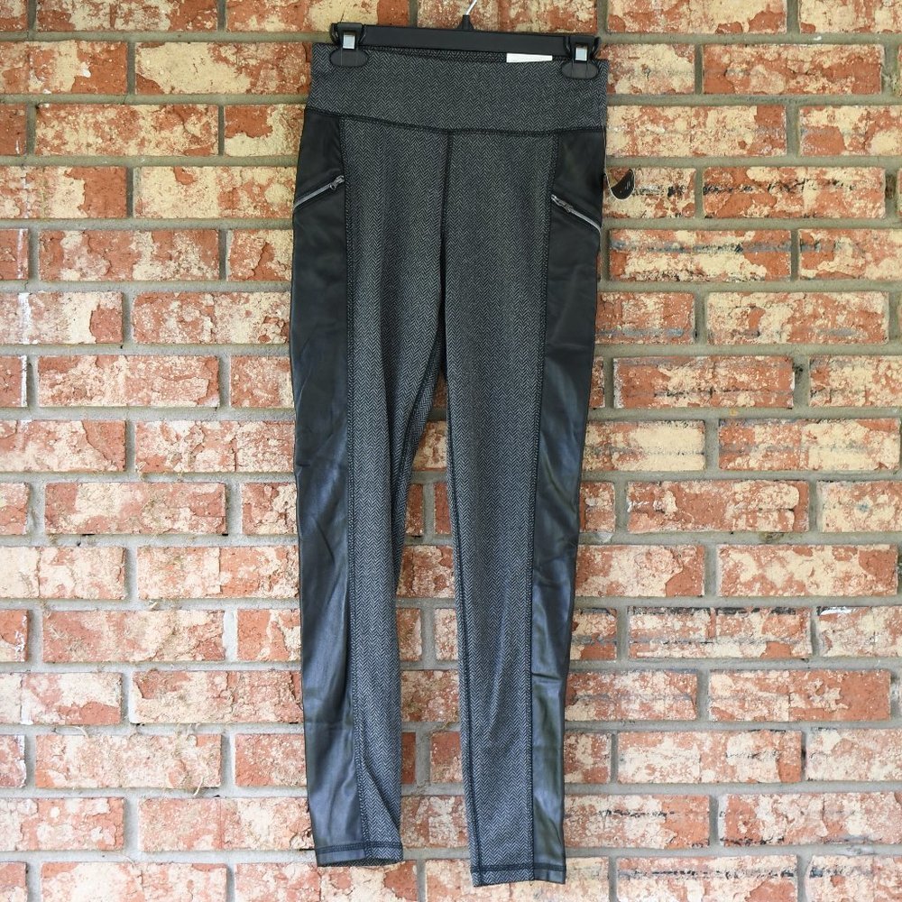 XERSION Street Leggings - Picture 2 of 5